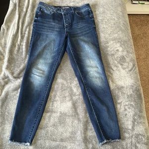 Dark wash stretchy skinny jean